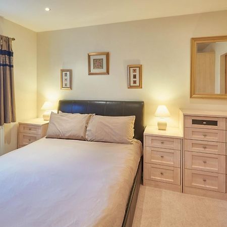 Host & Stay - Folkton Cottages Scarborough Værelse billede
